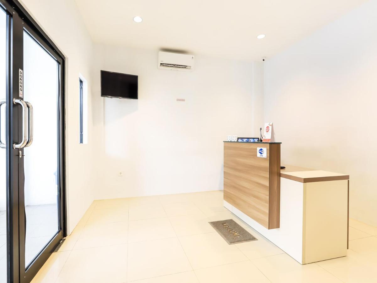 Oyo 3492 Mandala Residence Medan Exteriér fotografie