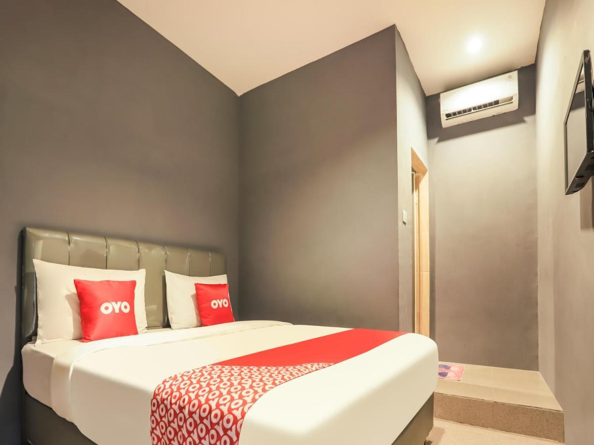 Oyo 3492 Mandala Residence Medan Exteriér fotografie